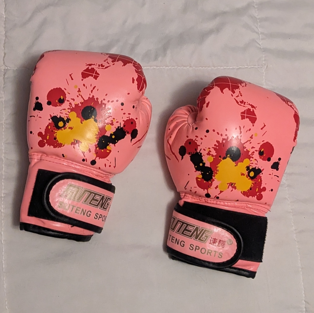 💥 Suteng Sports Youth (3-10) Pink Boxing Gloves with Splatter Design